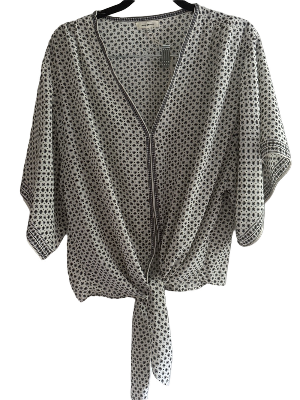 Max Studio Black and White Printed V-Neck Tunic - Lightweight - Size XL